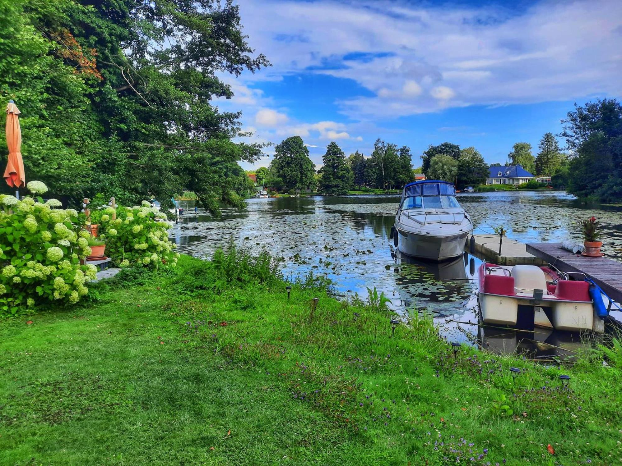 Ferienwohnungen Am Krossinsee Берлин Екстериор снимка