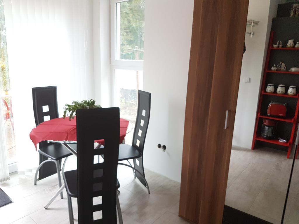 Ferienwohnungen Am Krossinsee Берлин Екстериор снимка