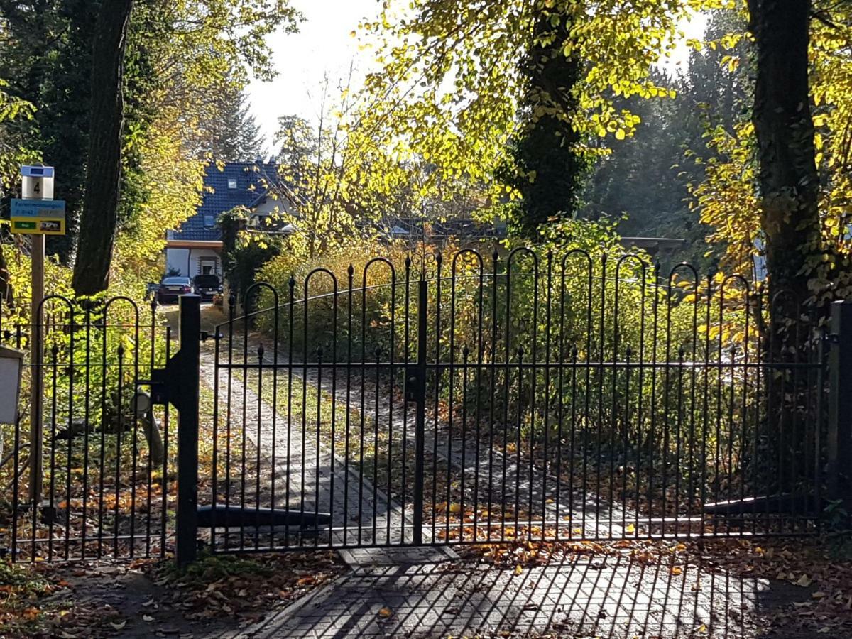 Ferienwohnungen Am Krossinsee Берлин Екстериор снимка